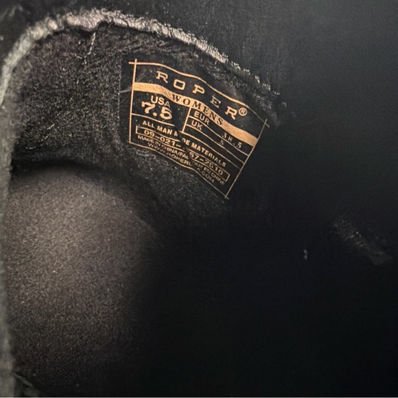 Roper Sofia Caiman Ankle Booties, Side Zip, Women's Size 7.5, Great condition - Picture 8 of 8